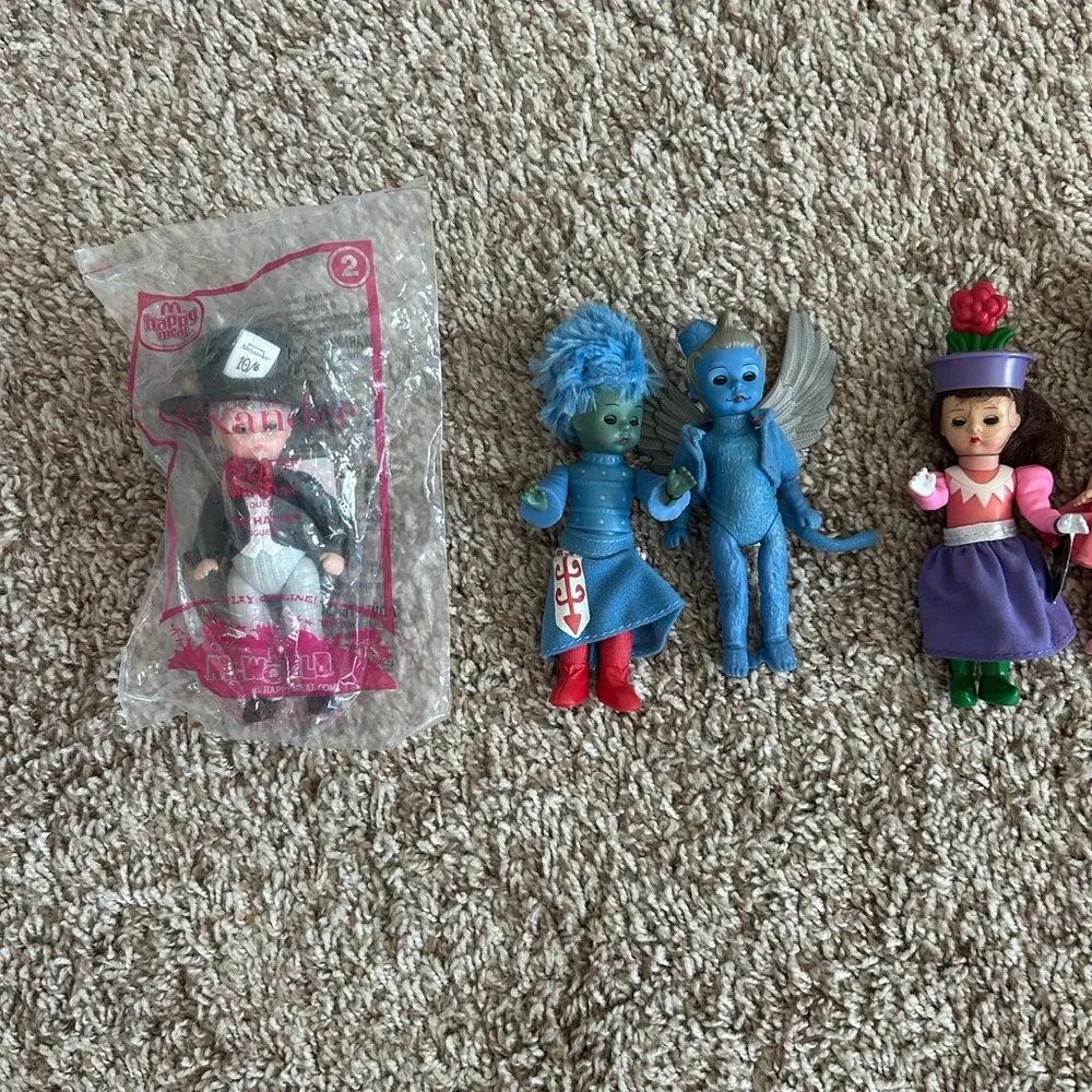 Wizard of Oz Collectible Doll Set - Picture 5 of 5